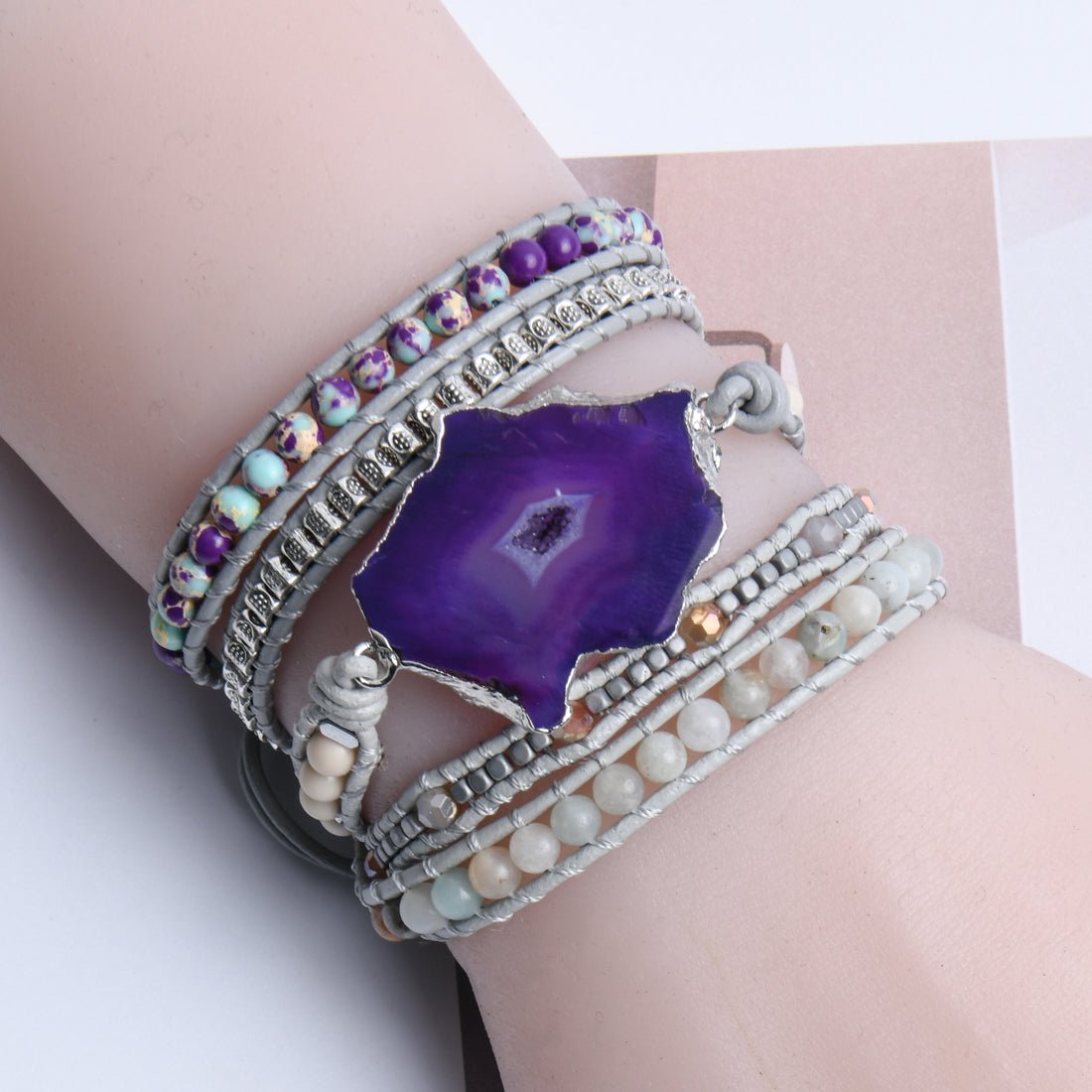 Perlenarmband & -Kette 'Boho Weiß' mit Geode - Amethyst - Lebensfreuden