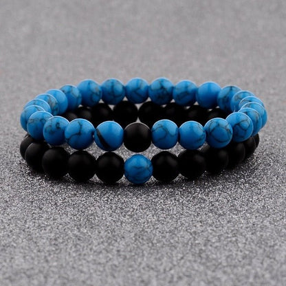 Pärchenarmbänder aus farbigen Natursteinperlen - blauer Howlith und Onyx - Lebensfreuden